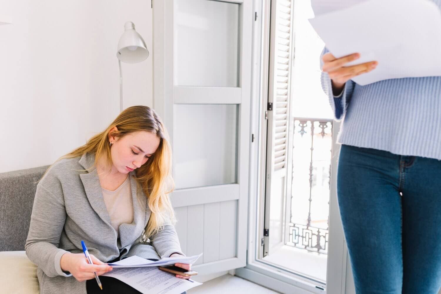 Windows and Doors: Energy Efficiency vs Budget Considerations